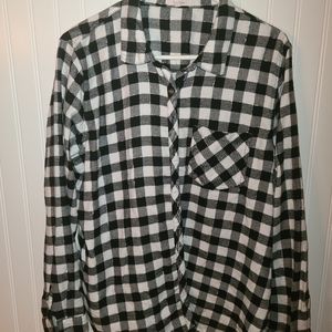 Long sleeve lightweight flannel
